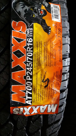  AT700 P24570R16 OWL 111S MAXXIS