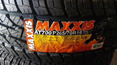AT700 P26570R16 OWL 112S MAXXIS