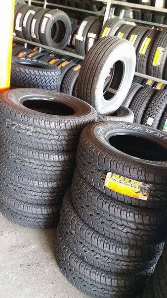 AT700 P26570R16 OWL112S MAXXIS