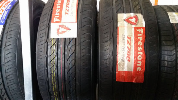 23555R17 99W Firestone TZ700