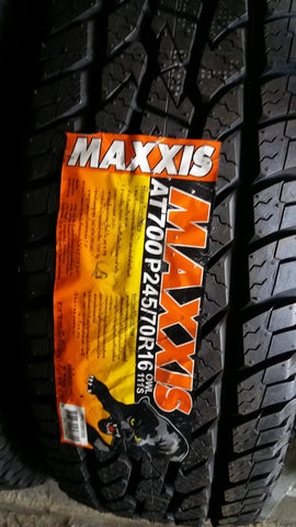 AT700 P24570R16 OWL111S MAXXIS