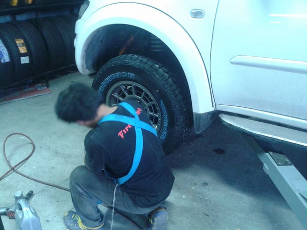 Mickey Thompson (stz) 265/70R17