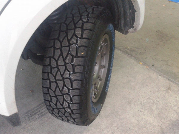 Mickey Thompson (stz) 265/70R17