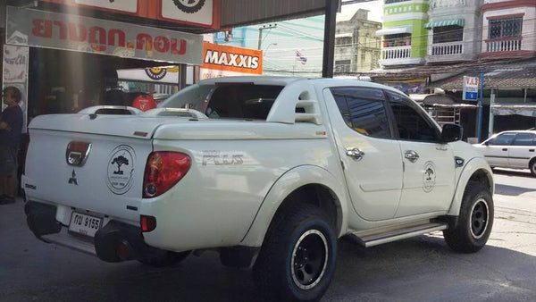 Mickey Thompson (stz) 265/75R16